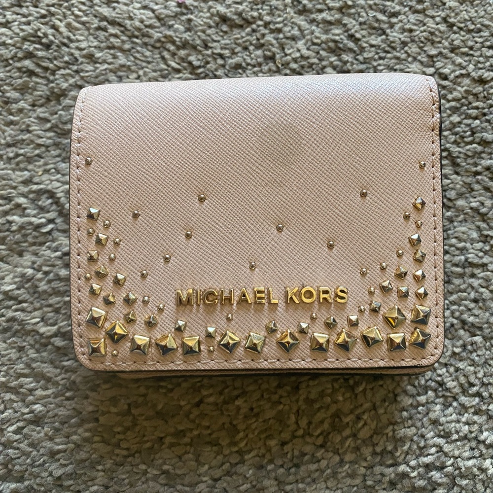 Michael Kors Pink Studded LEATHER wallet PASTEL PINK GOLD STUD